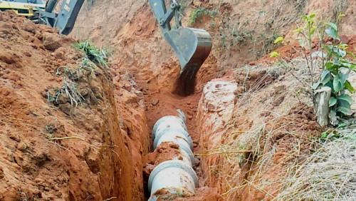 Prefeitura constrói bueiros para captação de água em Vargem Alegre